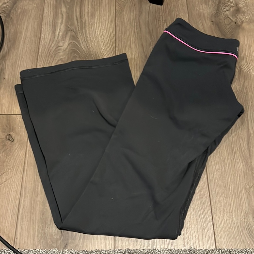 Lululemon Hip-hugger, flare gray leggings. Size 6